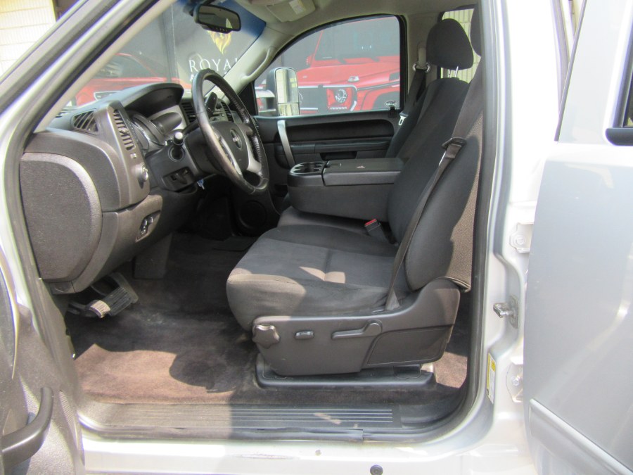 2013 GMC Sierra 2500HD 4WD Crew Cab 153.7" SLE, available for sale in Little Ferry, New Jersey | Royalty Auto Sales. Little Ferry, New Jersey 2013 GMC Sierra 2500HD 4WD Crew Cab 153.7" SLE, available for sale in Little Ferry, New Jersey | Royalty Auto Sales. Little Ferry, New Jersey