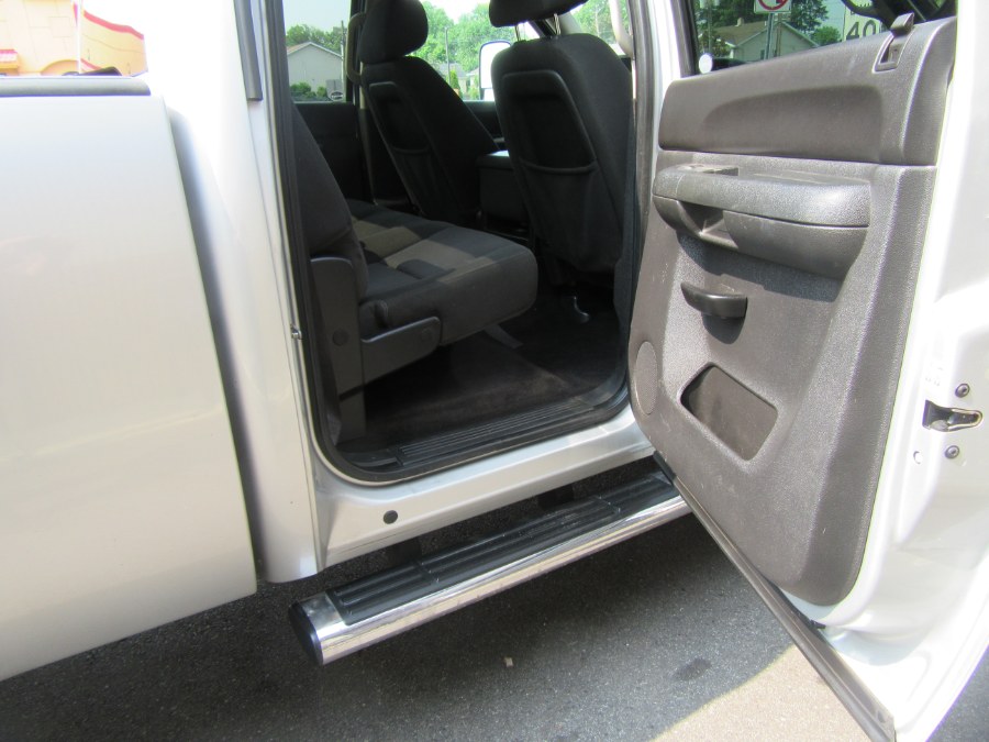 2013 GMC Sierra 2500HD 4WD Crew Cab 153.7" SLE, available for sale in Little Ferry, New Jersey | Royalty Auto Sales. Little Ferry, New Jersey 2013 GMC Sierra 2500HD 4WD Crew Cab 153.7" SLE, available for sale in Little Ferry, New Jersey | Royalty Auto Sales. Little Ferry, New Jersey