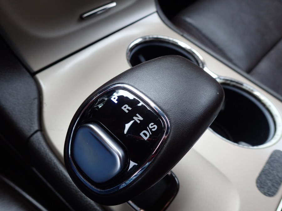 2014 Jeep Grand Cherokee 4WD 4dr Summit, available for sale in Storrs, Connecticut | Eagleville Motors. Storrs, Connecticut 2014 Jeep Grand Cherokee 4WD 4dr Summit, available for sale in Storrs, Connecticut | Eagleville Motors. Storrs, Connecticut