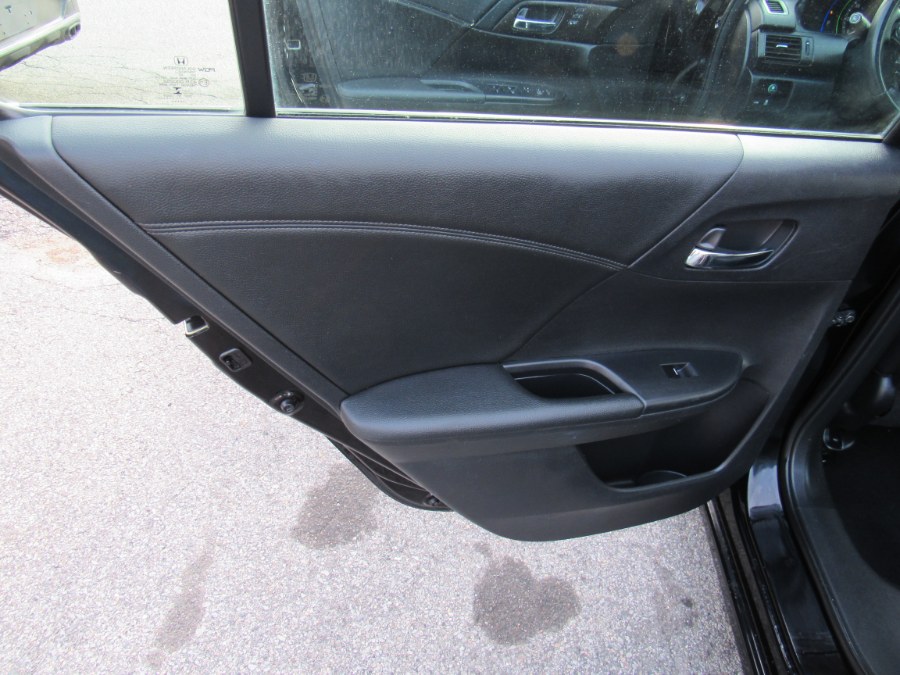 2014 Honda Accord Hybrid EX-L, available for sale in Worcester, Massachusetts | Hilario's Auto Sales Inc.. Worcester, Massachusetts 2014 Honda Accord Hybrid EX-L, available for sale in Worcester, Massachusetts | Hilario's Auto Sales Inc.. Worcester, Massachusetts