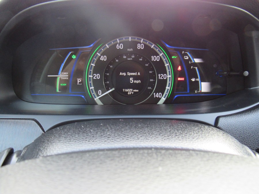 2014 Honda Accord Hybrid EX-L, available for sale in Worcester, Massachusetts | Hilario's Auto Sales Inc.. Worcester, Massachusetts 2014 Honda Accord Hybrid EX-L, available for sale in Worcester, Massachusetts | Hilario's Auto Sales Inc.. Worcester, Massachusetts
