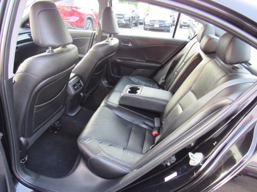 2014 Honda Accord Hybrid EX-L, available for sale in Worcester, Massachusetts | Hilario's Auto Sales Inc.. Worcester, Massachusetts 2014 Honda Accord Hybrid EX-L, available for sale in Worcester, Massachusetts | Hilario's Auto Sales Inc.. Worcester, Massachusetts