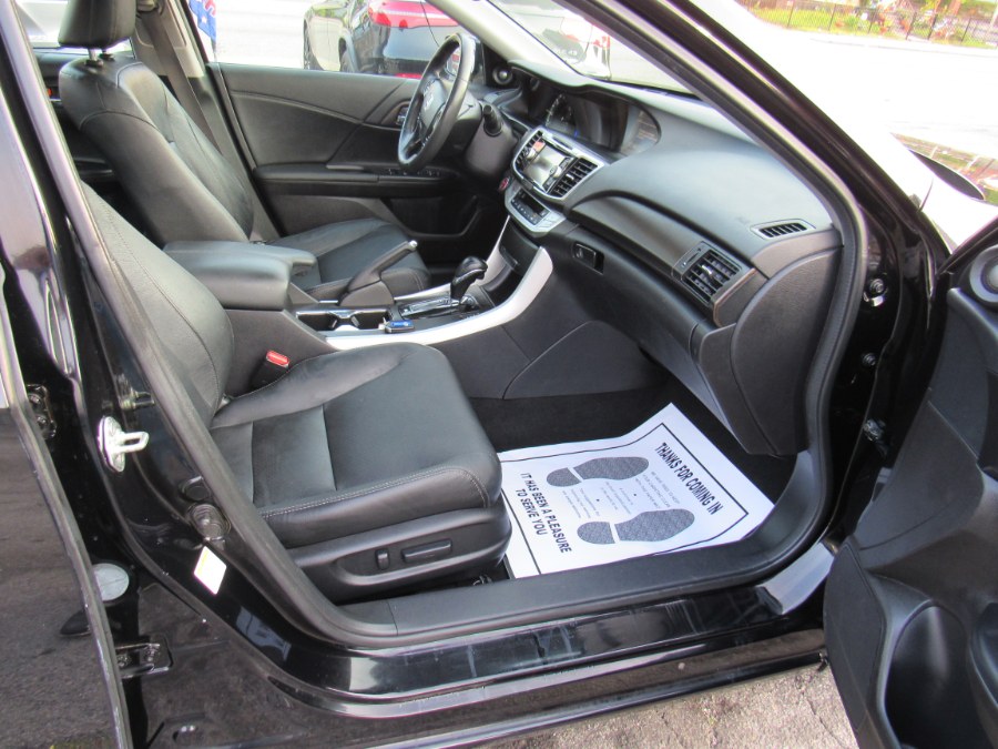 2014 Honda Accord Hybrid EX-L, available for sale in Worcester, Massachusetts | Hilario's Auto Sales Inc.. Worcester, Massachusetts 2014 Honda Accord Hybrid EX-L, available for sale in Worcester, Massachusetts | Hilario's Auto Sales Inc.. Worcester, Massachusetts