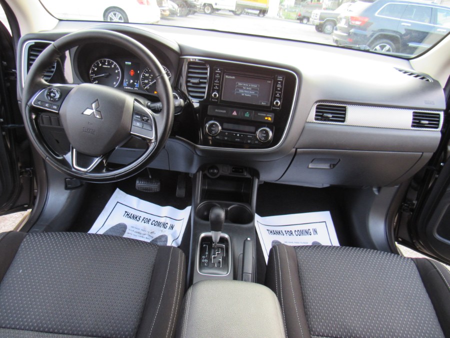 2016 Mitsubishi Outlander SE, available for sale in Worcester, Massachusetts | Hilario's Auto Sales Inc.. Worcester, Massachusetts 2016 Mitsubishi Outlander SE, available for sale in Worcester, Massachusetts | Hilario's Auto Sales Inc.. Worcester, Massachusetts