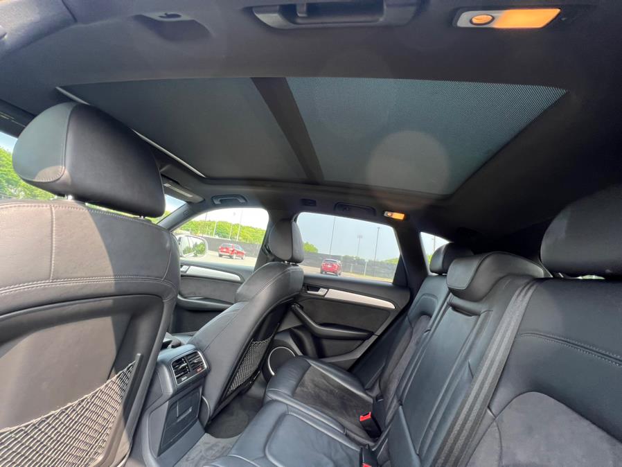2015 Audi SQ5 quattro 4dr 3.0T Premium Plus, available for sale in Waterbury, Connecticut | Platinum Auto Care. Waterbury, Connecticut 2015 Audi SQ5 quattro 4dr 3.0T Premium Plus, available for sale in Waterbury, Connecticut | Platinum Auto Care. Waterbury, Connecticut