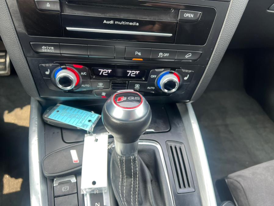 2015 Audi SQ5 quattro 4dr 3.0T Premium Plus, available for sale in Waterbury, Connecticut | Platinum Auto Care. Waterbury, Connecticut 2015 Audi SQ5 quattro 4dr 3.0T Premium Plus, available for sale in Waterbury, Connecticut | Platinum Auto Care. Waterbury, Connecticut