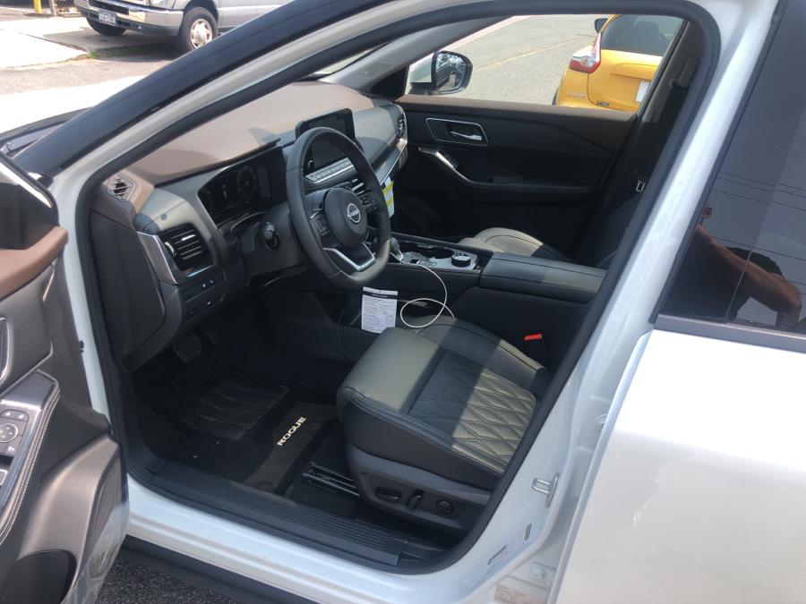 2022 Nissan Rogue AWD Platinum, available for sale in Franklin Square, New York | Signature Auto Sales. Franklin Square, New York 2022 Nissan Rogue AWD Platinum, available for sale in Franklin Square, New York | Signature Auto Sales. Franklin Square, New York