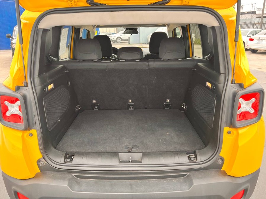 2015 Jeep Renegade FWD 4dr Latitude, available for sale in Santa Ana, California | Auto Max Of Santa Ana. Santa Ana, California 2015 Jeep Renegade FWD 4dr Latitude, available for sale in Santa Ana, California | Auto Max Of Santa Ana. Santa Ana, California