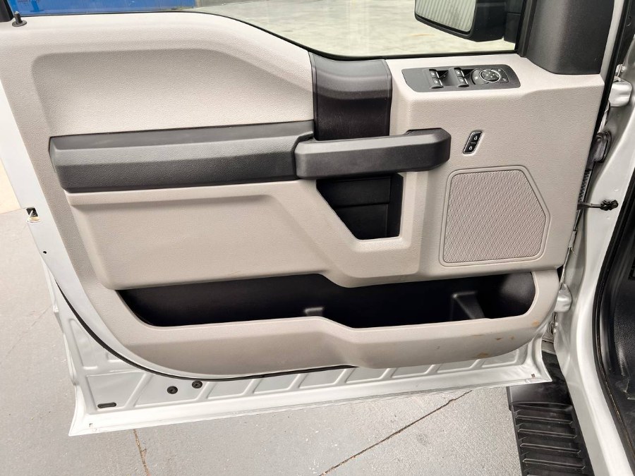 2016 Ford F-150 2WD SuperCrew 145" XLT, available for sale in Santa Ana, California | Auto Max Of Santa Ana. Santa Ana, California 2016 Ford F-150 2WD SuperCrew 145" XLT, available for sale in Santa Ana, California | Auto Max Of Santa Ana. Santa Ana, California