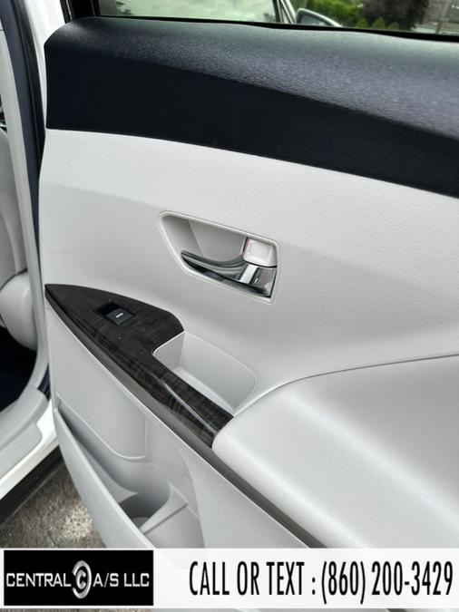 2014 Toyota Venza 4dr Wgn V6 AWD XLE (Natl), available for sale in East Windsor, Connecticut | Central A/S LLC. East Windsor, Connecticut 2014 Toyota Venza 4dr Wgn V6 AWD XLE (Natl), available for sale in East Windsor, Connecticut | Central A/S LLC. East Windsor, Connecticut
