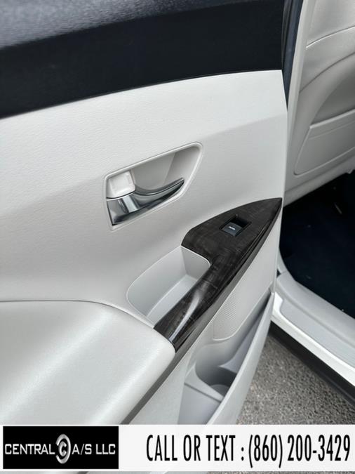2014 Toyota Venza 4dr Wgn V6 AWD XLE (Natl), available for sale in East Windsor, Connecticut | Central A/S LLC. East Windsor, Connecticut 2014 Toyota Venza 4dr Wgn V6 AWD XLE (Natl), available for sale in East Windsor, Connecticut | Central A/S LLC. East Windsor, Connecticut