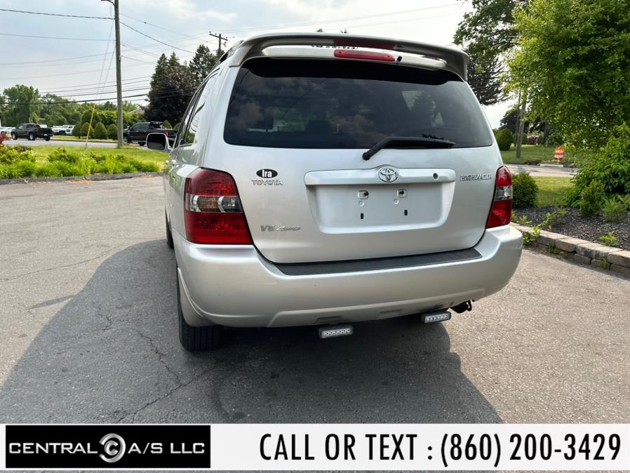 2005 Toyota Highlander 4dr V6 4WD w/3rd Row, available for sale in East Windsor, Connecticut | Central A/S LLC. East Windsor, Connecticut 2005 Toyota Highlander 4dr V6 4WD w/3rd Row, available for sale in East Windsor, Connecticut | Central A/S LLC. East Windsor, Connecticut