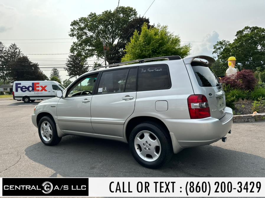 2005 Toyota Highlander 4dr V6 4WD w/3rd Row, available for sale in East Windsor, Connecticut | Central A/S LLC. East Windsor, Connecticut 2005 Toyota Highlander 4dr V6 4WD w/3rd Row, available for sale in East Windsor, Connecticut | Central A/S LLC. East Windsor, Connecticut