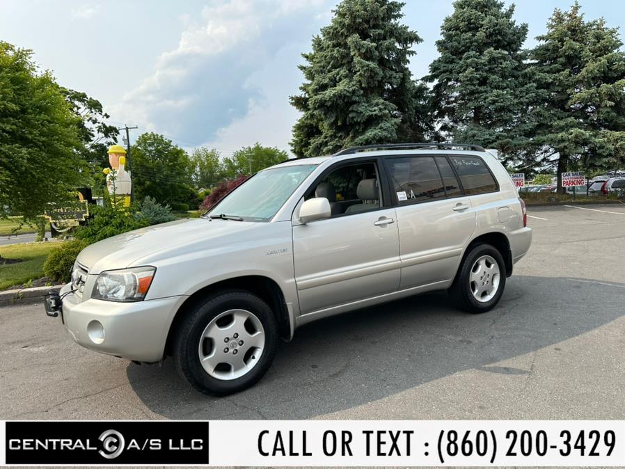 2005 Toyota Highlander 4dr V6 4WD w/3rd Row, available for sale in East Windsor, Connecticut | Central A/S LLC. East Windsor, Connecticut 2005 Toyota Highlander 4dr V6 4WD w/3rd Row, available for sale in East Windsor, Connecticut | Central A/S LLC. East Windsor, Connecticut