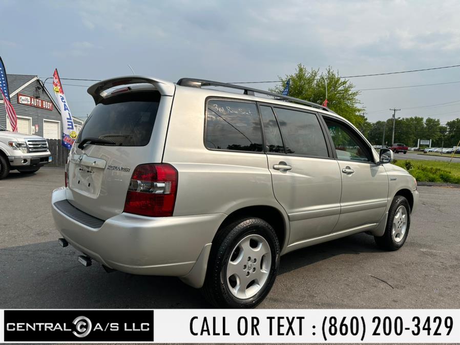 2005 Toyota Highlander 4dr V6 4WD w/3rd Row, available for sale in East Windsor, Connecticut | Central A/S LLC. East Windsor, Connecticut 2005 Toyota Highlander 4dr V6 4WD w/3rd Row, available for sale in East Windsor, Connecticut | Central A/S LLC. East Windsor, Connecticut