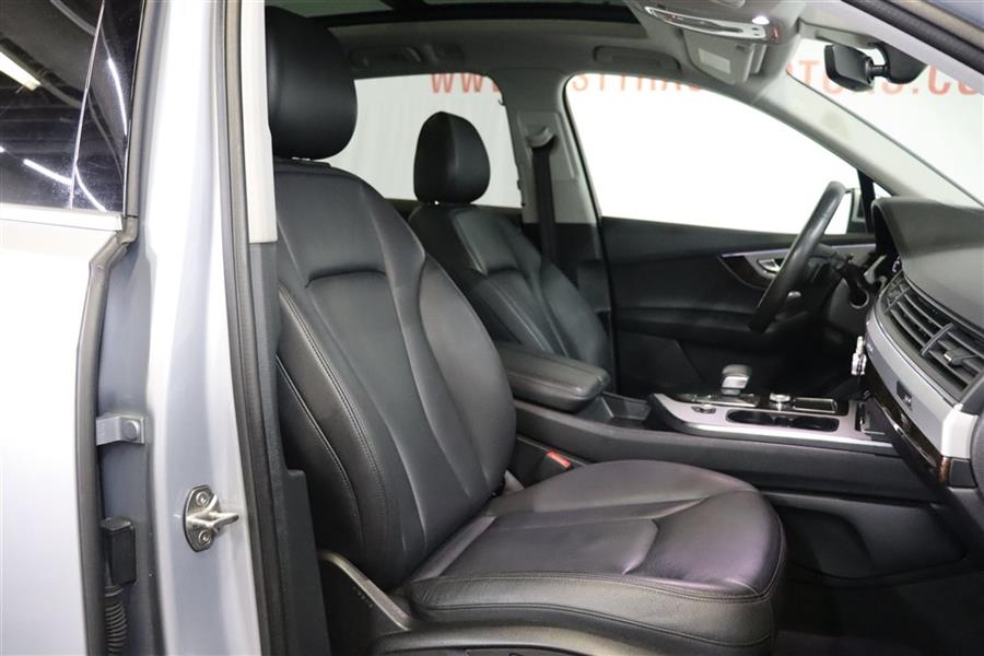 2019 Audi Q7 PREMIUM PLUS, available for sale in Paterson, New Jersey | Fast Track Motors. Paterson, New Jersey 2019 Audi Q7 PREMIUM PLUS, available for sale in Paterson, New Jersey | Fast Track Motors. Paterson, New Jersey