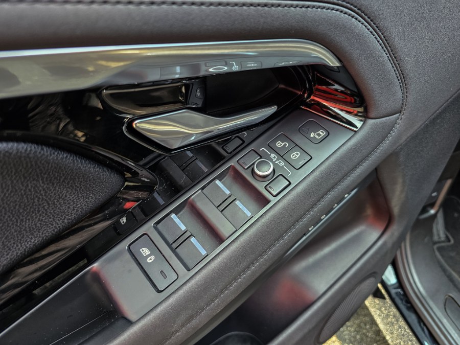 2020 Land Rover Range Rover Evoque P250 SE, available for sale in Newark, New Jersey | RT Auto Center LLC. Newark, New Jersey 2020 Land Rover Range Rover Evoque P250 SE, available for sale in Newark, New Jersey | RT Auto Center LLC. Newark, New Jersey