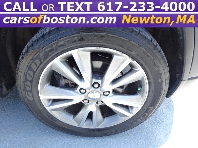 2013 Jeep Grand Cherokee Laredo 4WD, available for sale in Newton, Massachusetts | Jacob Auto Sales. Newton, Massachusetts 2013 Jeep Grand Cherokee Laredo 4WD, available for sale in Newton, Massachusetts | Jacob Auto Sales. Newton, Massachusetts