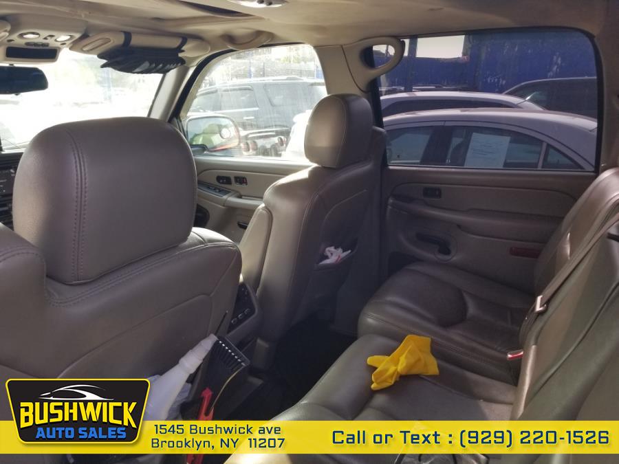 2005 Chevrolet Avalanche 1500 5dr Crew Cab 130" WB 4WD LS, available for sale in Brooklyn, New York | Bushwick Auto Sales LLC. Brooklyn, New York 2005 Chevrolet Avalanche 1500 5dr Crew Cab 130" WB 4WD LS, available for sale in Brooklyn, New York | Bushwick Auto Sales LLC. Brooklyn, New York