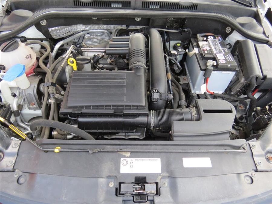2017 Volkswagen Jetta 1.4T SE 4dr Sedan 6A, available for sale in Auburn, Maine | Lake City Exports Inc. Auburn, Maine 2017 Volkswagen Jetta 1.4T SE 4dr Sedan 6A, available for sale in Auburn, Maine | Lake City Exports Inc. Auburn, Maine