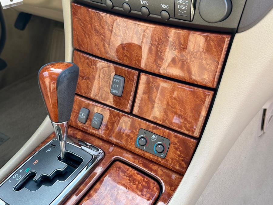 2006 Lexus LS 430 4dr Sdn, available for sale in Darien, Wisconsin | Geneva Motor Cars. Darien, Wisconsin 2006 Lexus LS 430 4dr Sdn, available for sale in Darien, Wisconsin | Geneva Motor Cars. Darien, Wisconsin