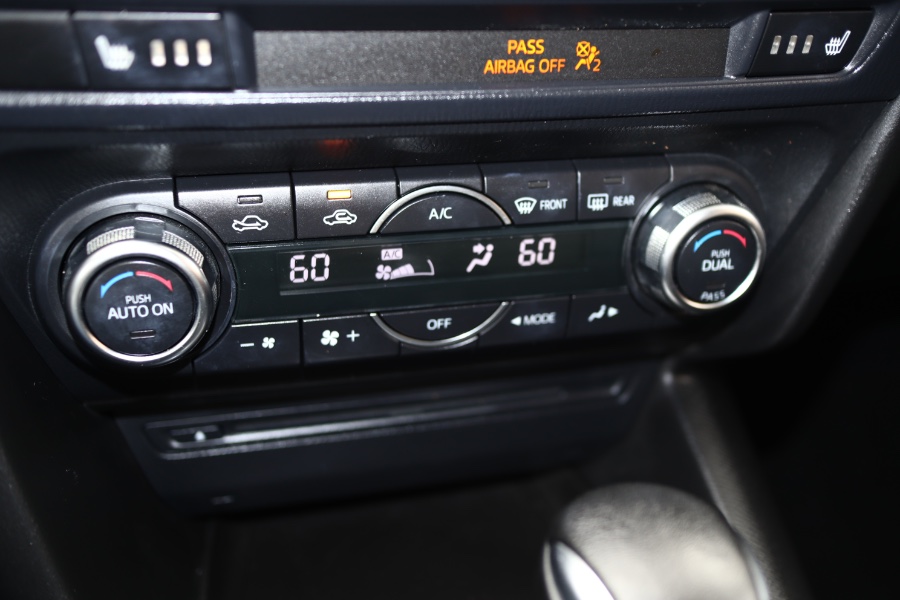 2014 Mazda Mazda3 5dr HB Man i Grand Touring, available for sale in Jamaica, New York | Hillside Auto Mall Inc.. Jamaica, New York 2014 Mazda Mazda3 5dr HB Man i Grand Touring, available for sale in Jamaica, New York | Hillside Auto Mall Inc.. Jamaica, New York