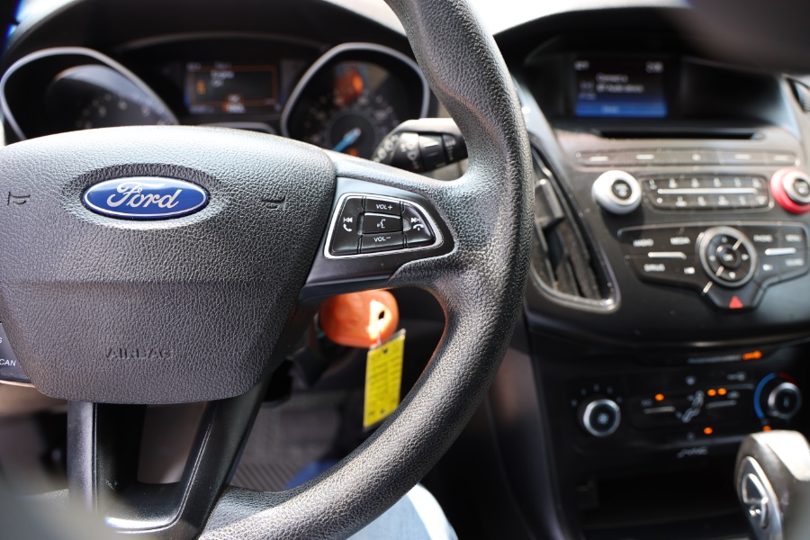 2016 Ford Focus 5dr HB SE, available for sale in Jamaica, New York | Hillside Auto Mall Inc.. Jamaica, New York 2016 Ford Focus 5dr HB SE, available for sale in Jamaica, New York | Hillside Auto Mall Inc.. Jamaica, New York