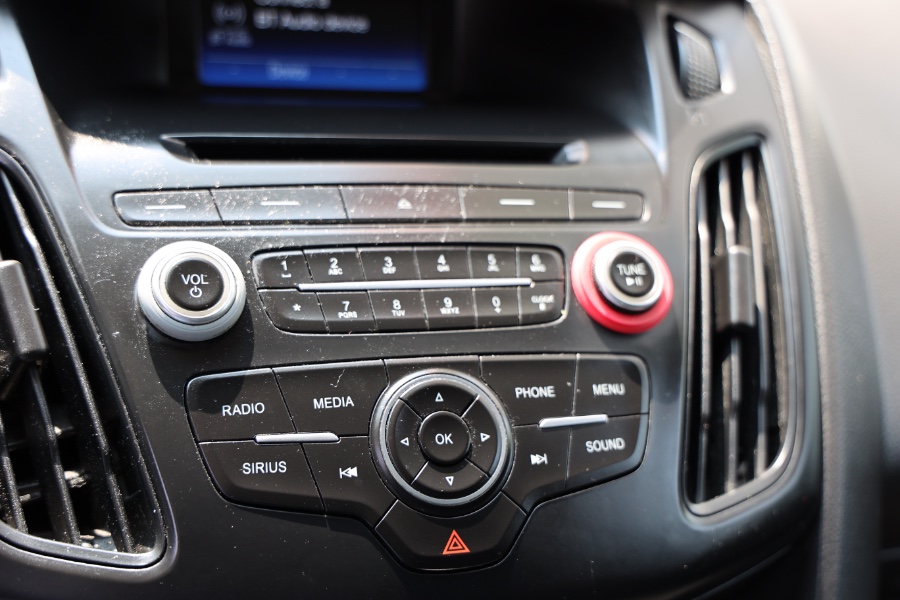2016 Ford Focus 5dr HB SE, available for sale in Jamaica, New York | Hillside Auto Mall Inc.. Jamaica, New York 2016 Ford Focus 5dr HB SE, available for sale in Jamaica, New York | Hillside Auto Mall Inc.. Jamaica, New York