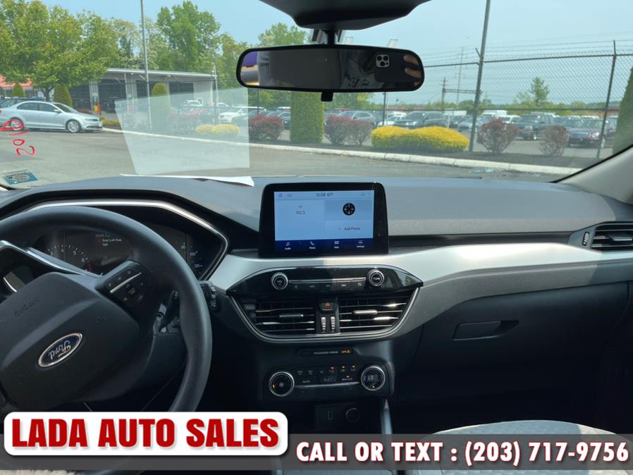2020 Ford Escape SE AWD, available for sale in Bridgeport, Connecticut | Lada Auto Sales. Bridgeport, Connecticut 2020 Ford Escape SE AWD, available for sale in Bridgeport, Connecticut | Lada Auto Sales. Bridgeport, Connecticut