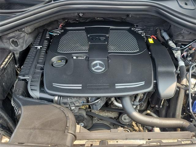 2013 Mercedes-benz M-class ML 350, available for sale in Stratford, Connecticut | Wiz Leasing Inc. Stratford, Connecticut 2013 Mercedes-benz M-class ML 350, available for sale in Stratford, Connecticut | Wiz Leasing Inc. Stratford, Connecticut