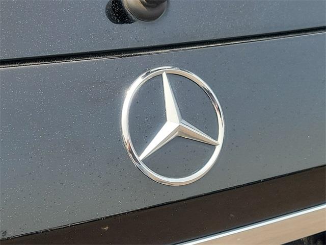 2013 Mercedes-benz M-class ML 350, available for sale in Stratford, Connecticut | Wiz Leasing Inc. Stratford, Connecticut 2013 Mercedes-benz M-class ML 350, available for sale in Stratford, Connecticut | Wiz Leasing Inc. Stratford, Connecticut