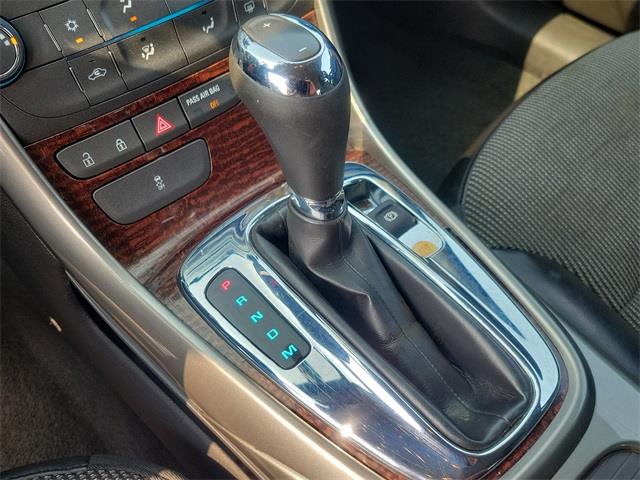 2013 Chevrolet Malibu LT, available for sale in Stratford, Connecticut | Wiz Leasing Inc. Stratford, Connecticut 2013 Chevrolet Malibu LT, available for sale in Stratford, Connecticut | Wiz Leasing Inc. Stratford, Connecticut