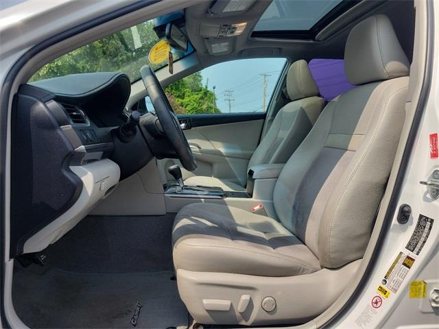 2012 Toyota Camry Hybrid XLE, available for sale in Stratford, Connecticut | Wiz Leasing Inc. Stratford, Connecticut 2012 Toyota Camry Hybrid XLE, available for sale in Stratford, Connecticut | Wiz Leasing Inc. Stratford, Connecticut