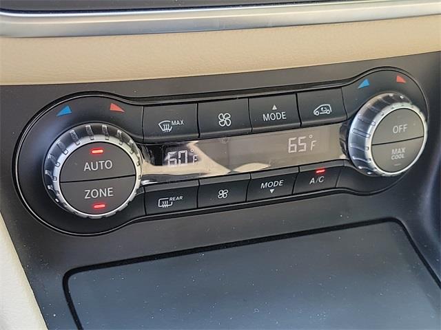 2015 Mercedes-benz Gla GLA 250, available for sale in Stratford, Connecticut | Wiz Leasing Inc. Stratford, Connecticut 2015 Mercedes-benz Gla GLA 250, available for sale in Stratford, Connecticut | Wiz Leasing Inc. Stratford, Connecticut