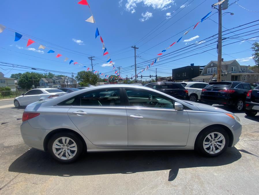 2011 Hyundai Sonata BASE, available for sale in Bridgeport, Connecticut | CT Auto. Bridgeport, Connecticut 2011 Hyundai Sonata BASE, available for sale in Bridgeport, Connecticut | CT Auto. Bridgeport, Connecticut