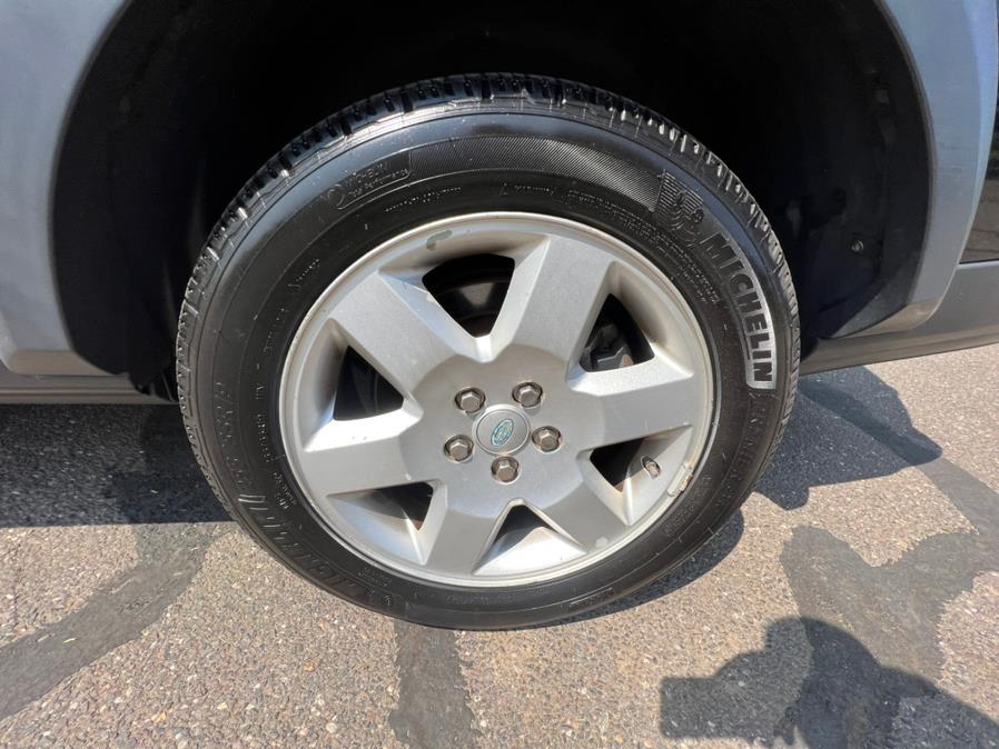 2008 Land Rover LR3 4WD 4dr HSE, available for sale in Waterbury, Connecticut | Platinum Auto Care. Waterbury, Connecticut 2008 Land Rover LR3 4WD 4dr HSE, available for sale in Waterbury, Connecticut | Platinum Auto Care. Waterbury, Connecticut