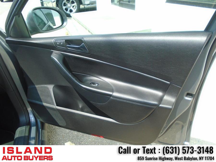 2008 Volkswagen Passat Turbo 4dr Sedan 6A, available for sale in West Babylon, New York | Island Auto Buyers. West Babylon, New York 2008 Volkswagen Passat Turbo 4dr Sedan 6A, available for sale in West Babylon, New York | Island Auto Buyers. West Babylon, New York
