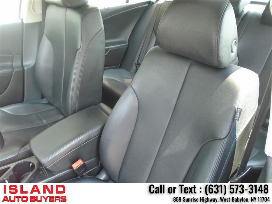 2008 Volkswagen Passat Turbo 4dr Sedan 6A, available for sale in West Babylon, New York | Island Auto Buyers. West Babylon, New York 2008 Volkswagen Passat Turbo 4dr Sedan 6A, available for sale in West Babylon, New York | Island Auto Buyers. West Babylon, New York