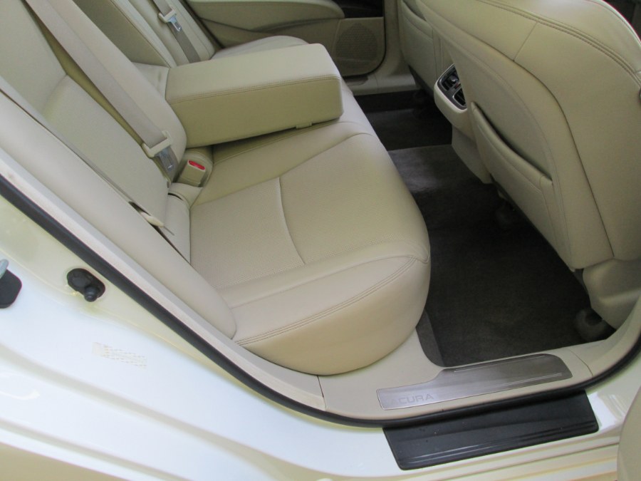 2014 Acura RLX 4dr Sdn Tech Pkg, available for sale in Levittown, Pennsylvania | Levittown Auto. Levittown, Pennsylvania 2014 Acura RLX 4dr Sdn Tech Pkg, available for sale in Levittown, Pennsylvania | Levittown Auto. Levittown, Pennsylvania