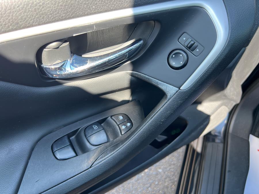 2016 Nissan Altima 4dr Sdn 2.5, available for sale in Stamford, Connecticut | Harbor View Auto Sales LLC. Stamford, Connecticut 2016 Nissan Altima 4dr Sdn 2.5, available for sale in Stamford, Connecticut | Harbor View Auto Sales LLC. Stamford, Connecticut