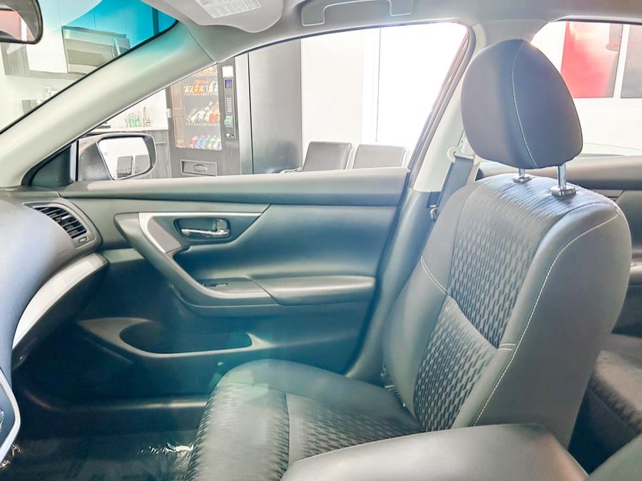 2018 Nissan Altima 2.5 S Sedan, available for sale in Franklin Square, New York | Luxury Motor Club. Franklin Square, New York 2018 Nissan Altima 2.5 S Sedan, available for sale in Franklin Square, New York | Luxury Motor Club. Franklin Square, New York
