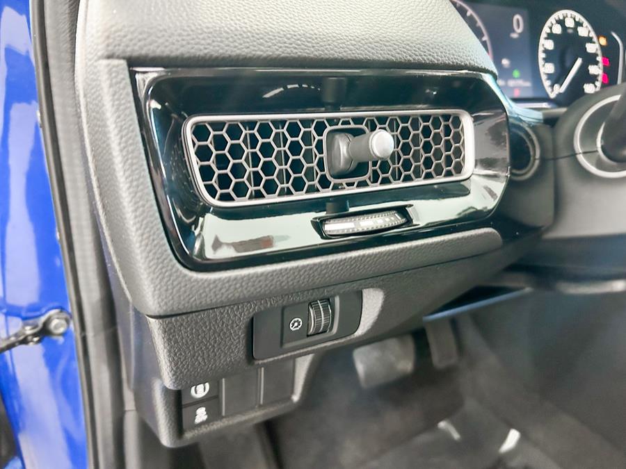 2022 Honda Civic Sedan EX CVT, available for sale in Franklin Square, New York | Luxury Motor Club. Franklin Square, New York 2022 Honda Civic Sedan EX CVT, available for sale in Franklin Square, New York | Luxury Motor Club. Franklin Square, New York