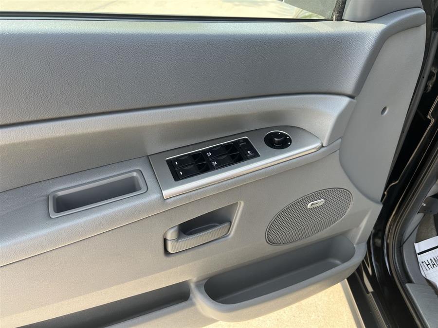 2006 Jeep Grand Cherokee Laredo, available for sale in Elida, Ohio | Josh's All Under Ten LLC. Elida, Ohio 2006 Jeep Grand Cherokee Laredo, available for sale in Elida, Ohio | Josh's All Under Ten LLC. Elida, Ohio