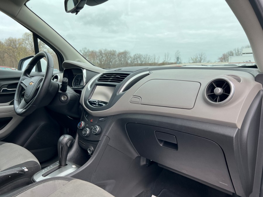 2015 Chevrolet Trax FWD 4dr LS w/1LS, available for sale in Ortonville, Michigan | Marsh Auto Sales LLC. Ortonville, Michigan 2015 Chevrolet Trax FWD 4dr LS w/1LS, available for sale in Ortonville, Michigan | Marsh Auto Sales LLC. Ortonville, Michigan