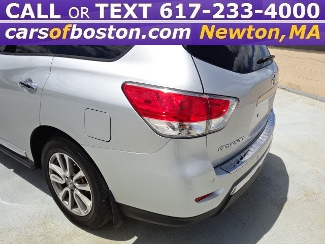 2014 Nissan Pathfinder SL 4WD, available for sale in Newton, Massachusetts | Motorcars of Boston. Newton, Massachusetts 2014 Nissan Pathfinder SL 4WD, available for sale in Newton, Massachusetts | Motorcars of Boston. Newton, Massachusetts