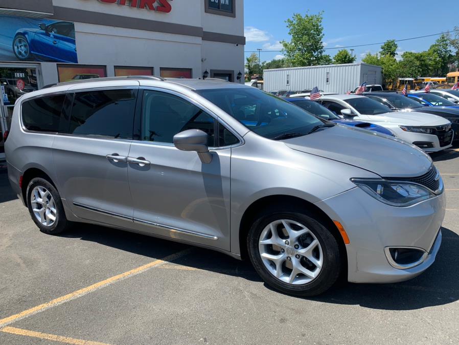 2017 Chrysler Pacifica Touring-L, available for sale in Waterbury, Connecticut | Prestige Auto Superstore. Waterbury, Connecticut 2017 Chrysler Pacifica Touring-L, available for sale in Waterbury, Connecticut | Prestige Auto Superstore. Waterbury, Connecticut