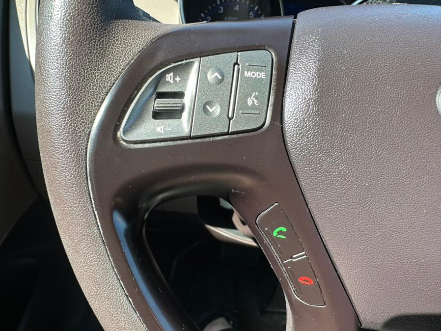 2014 Hyundai Tucson FWD 4dr GLS, available for sale in Manchester, Connecticut | Carsonmain LLC. Manchester, Connecticut 2014 Hyundai Tucson FWD 4dr GLS, available for sale in Manchester, Connecticut | Carsonmain LLC. Manchester, Connecticut