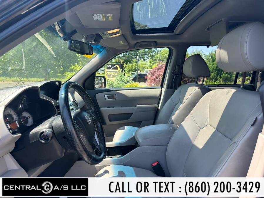 2011 Honda Pilot 4WD 4dr Touring w/RES & Navi, available for sale in East Windsor, Connecticut | Central A/S LLC. East Windsor, Connecticut 2011 Honda Pilot 4WD 4dr Touring w/RES & Navi, available for sale in East Windsor, Connecticut | Central A/S LLC. East Windsor, Connecticut
