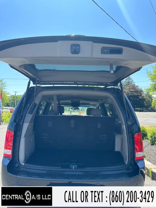 2011 Honda Pilot 4WD 4dr Touring w/RES & Navi, available for sale in East Windsor, Connecticut | Central A/S LLC. East Windsor, Connecticut 2011 Honda Pilot 4WD 4dr Touring w/RES & Navi, available for sale in East Windsor, Connecticut | Central A/S LLC. East Windsor, Connecticut