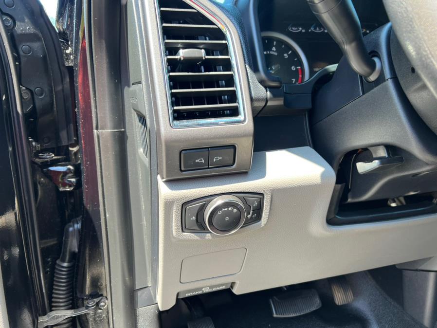 2017 Ford Super Duty F-350 SRW XLT 4WD Reg Cab 8'' Box, available for sale in Berlin, Connecticut | Tru Auto Mall. Berlin, Connecticut 2017 Ford Super Duty F-350 SRW XLT 4WD Reg Cab 8'' Box, available for sale in Berlin, Connecticut | Tru Auto Mall. Berlin, Connecticut